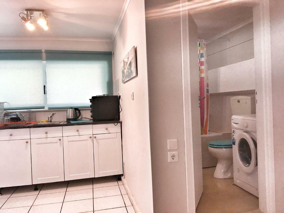 Renovated Apt 100M From Beach Wifi Ac Anavyssos Eksteriør billede